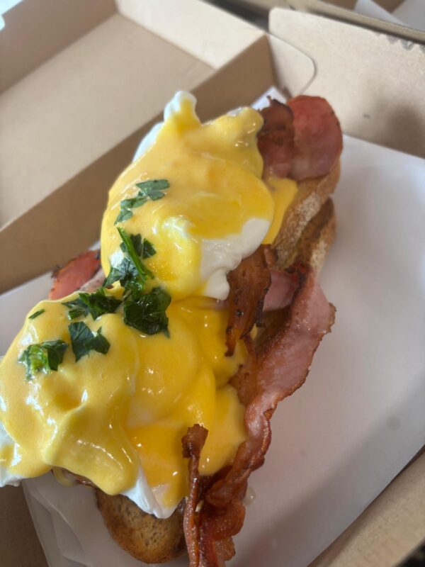 Egg Bacon roll